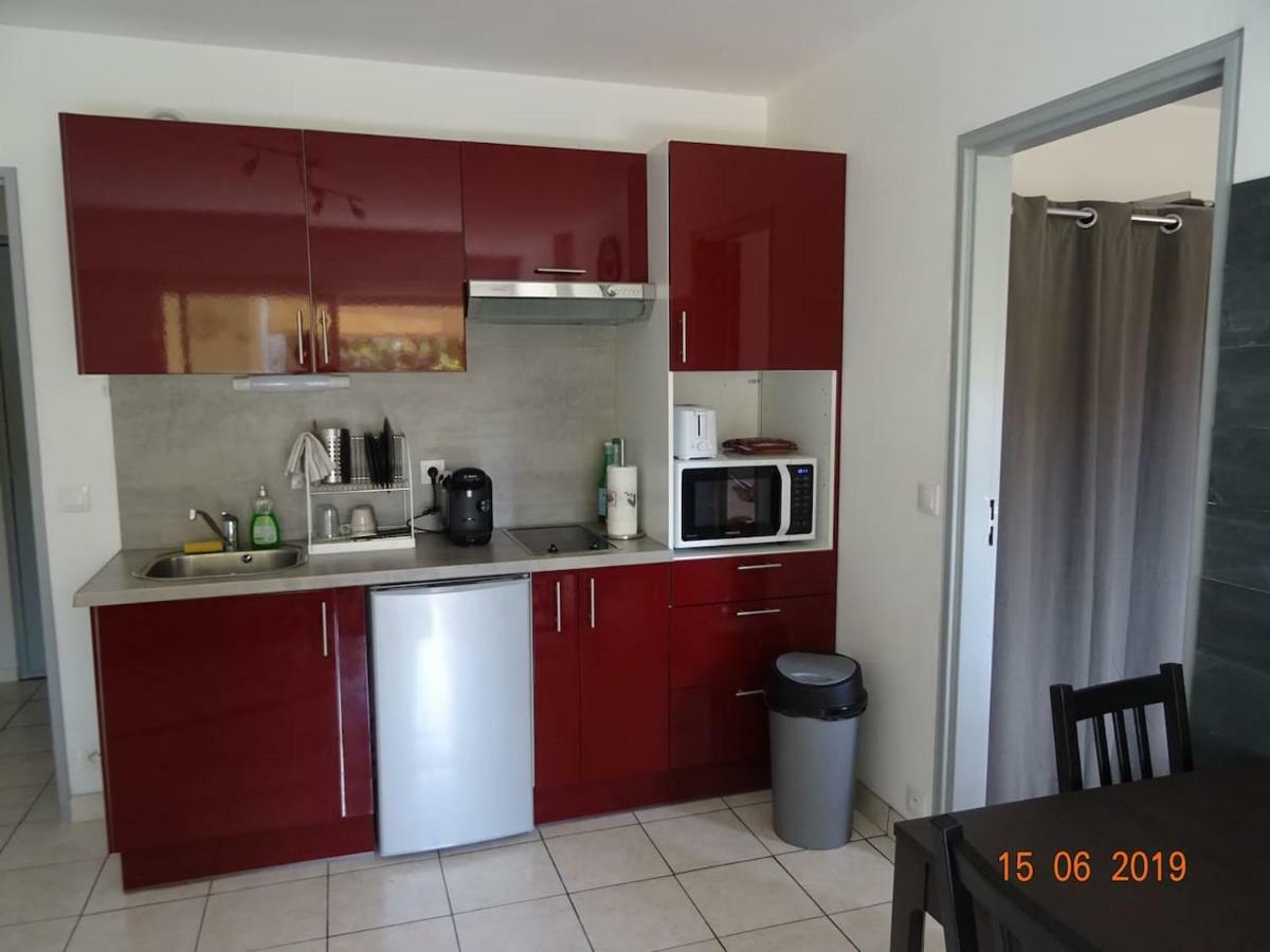 Charmant 2 Pieces A 500 M Des Plages Et Du Centre Кабур Экстерьер фото